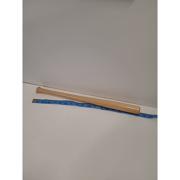 Louisville Slugger 18" Mini Souvenir Bat USA Made Museum & Factory Edition - Picture 7 of 10